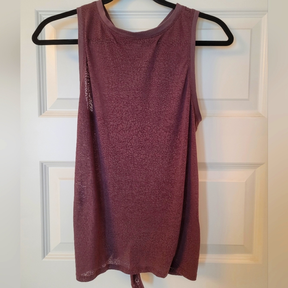 Lululemon tie back top